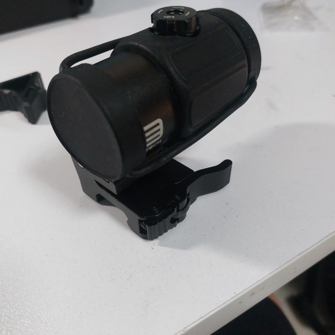 ホロサイト×2　マグニファイア　グリップ