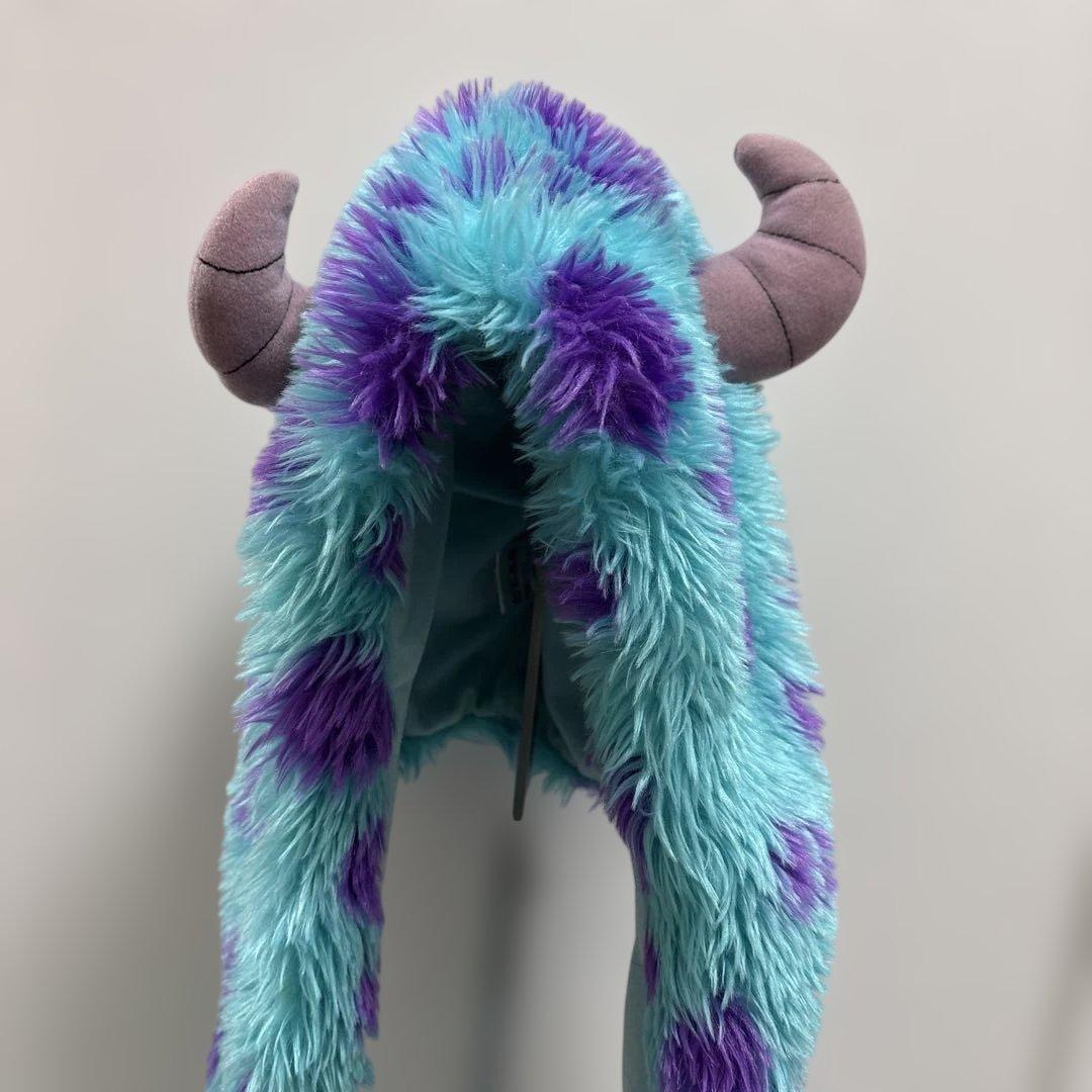 ディズニー　モンスターズインク　サリーのファンキャップ、マフラー　手袋