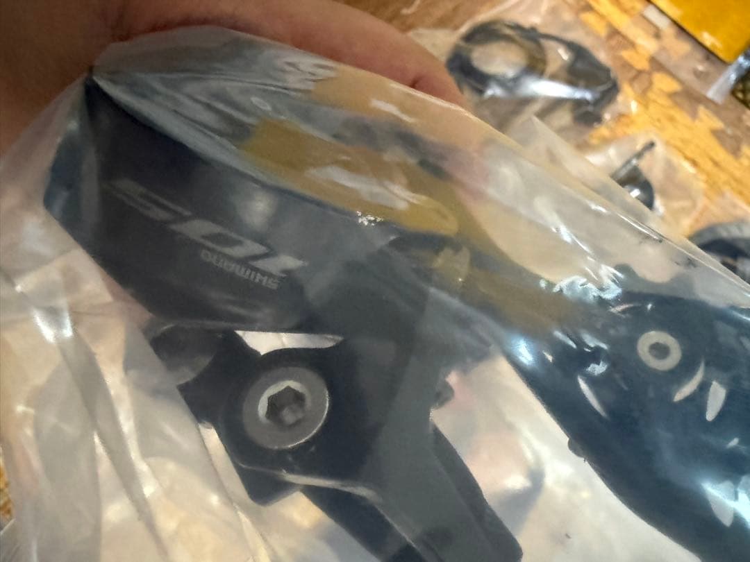 シマノ機械式105 12速グループセット油圧ブレーキ