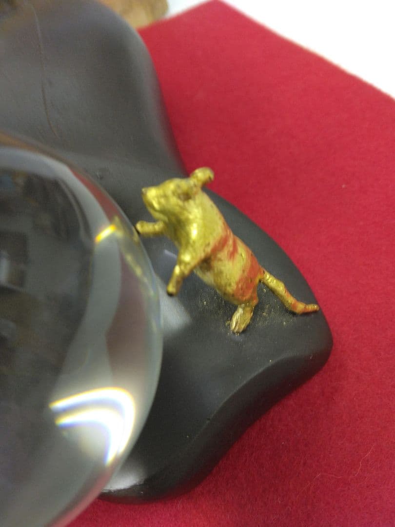 満天大黒　金属製 大黒天像 水晶球付き