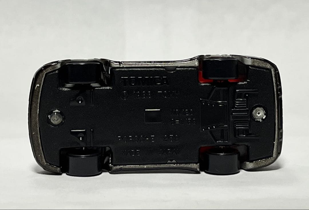 ア*ン様 トミカ No.106 ポルシェ959パトロールカー 日本製