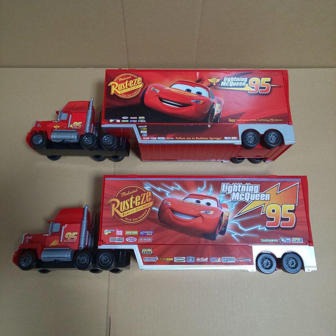 カーズ トミカ 大きなコレクションケース マック たくさんのせよう！大きなマック