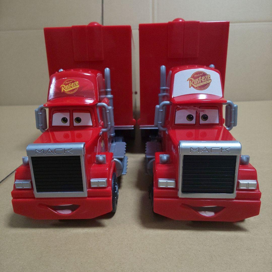 カーズ トミカ 大きなコレクションケース マック たくさんのせよう！大きなマック