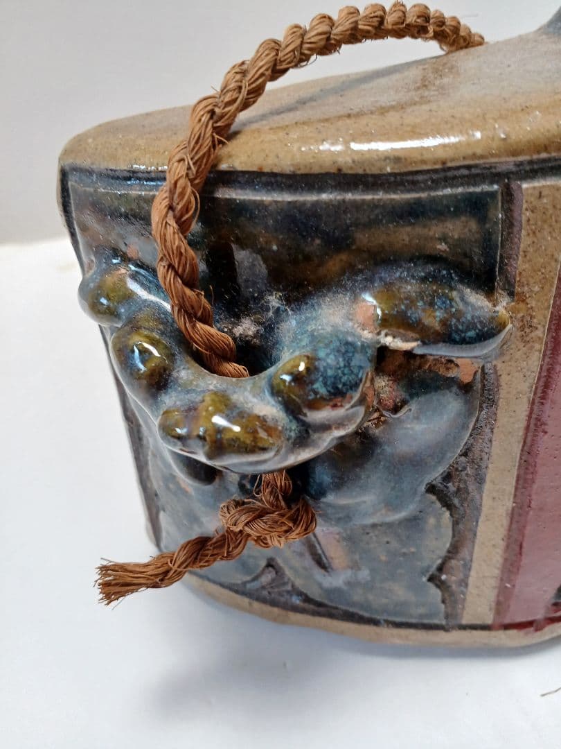 琉球壺屋焼　小橋川清正さん　抱瓶　双魚文　約24×15センチ