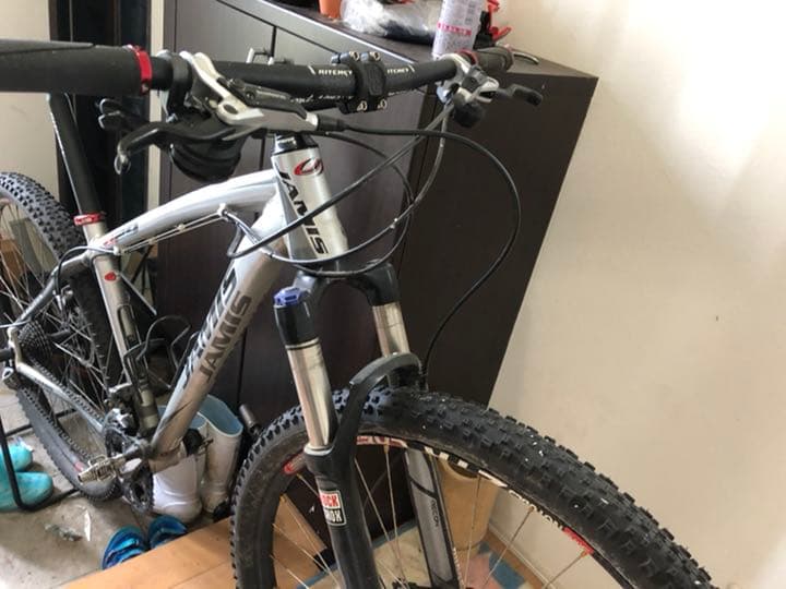 マウンテンバイク　J A M IS    size17