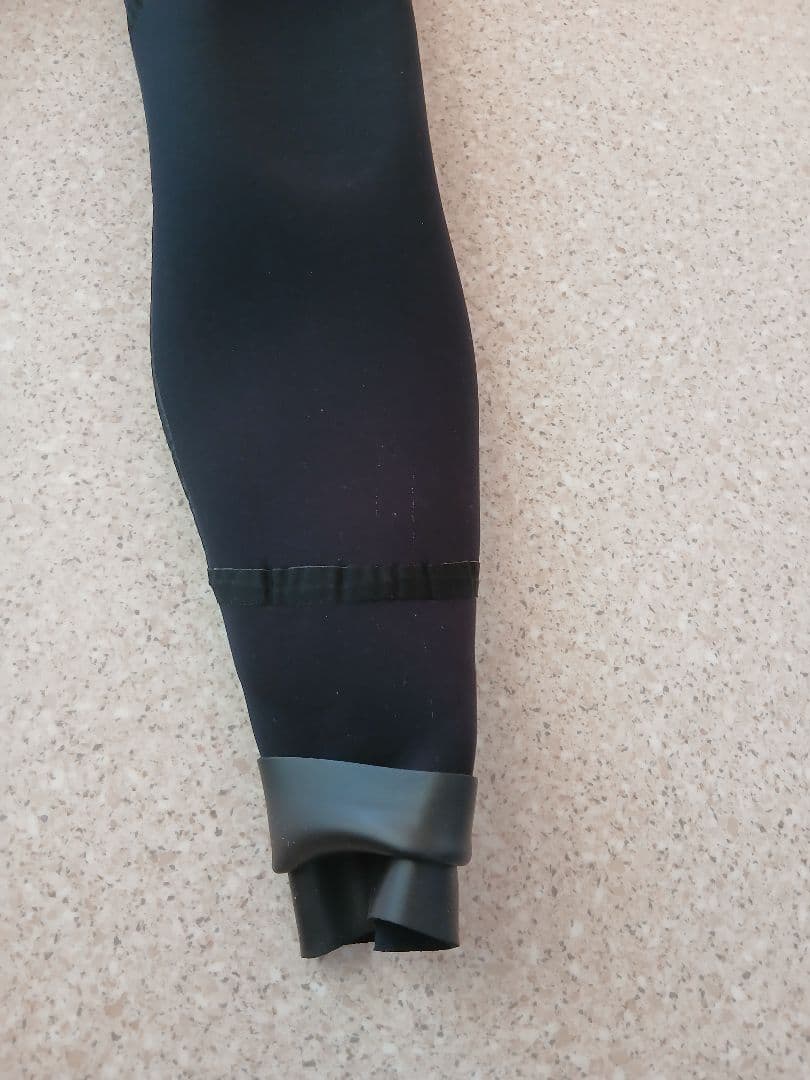 ビラボン　セミドライスーツ