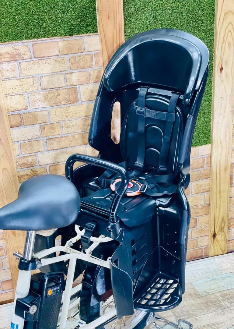 愛知静岡配送可 No1モデル ホワイト ギュット電動アシスト自転車 H1284