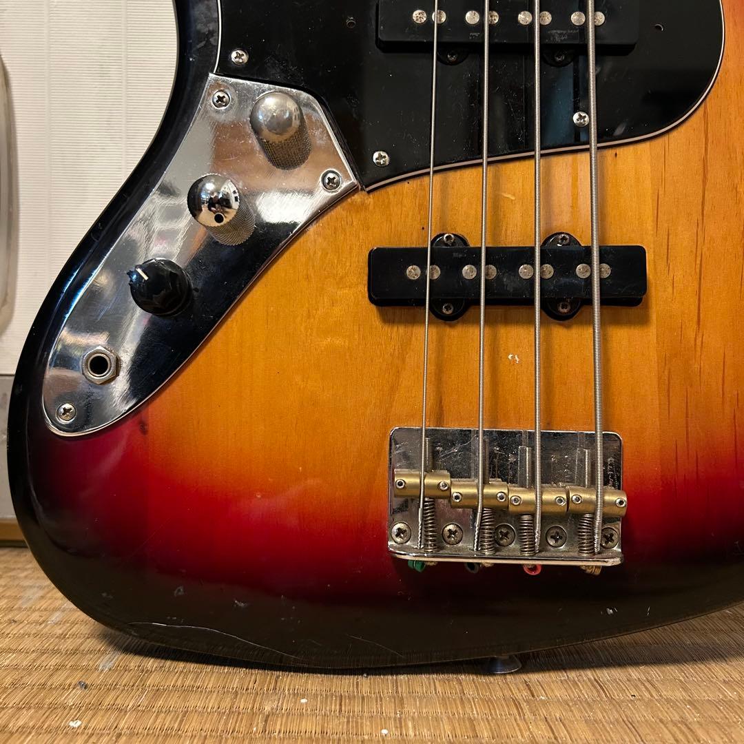 左用（レフティー）フレットレス ジャズベース