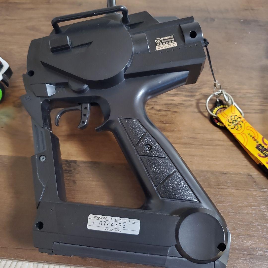 ミニッツAE86コミックレーサー電動RCカー Kyosho EX-5URプロポ