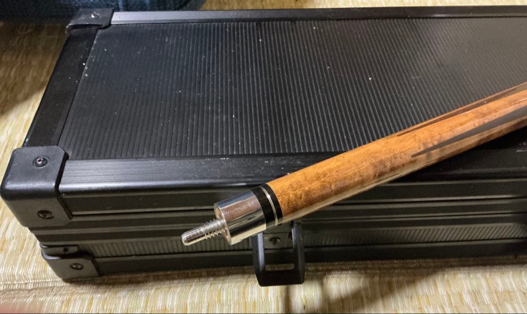 Mezz Cues ビリヤードキュー