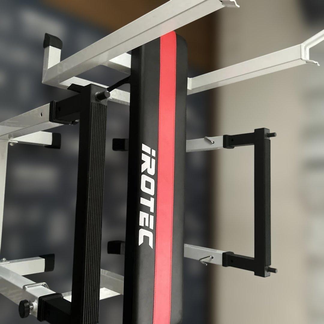 iROTEC トレーニングベンチ 黒と赤