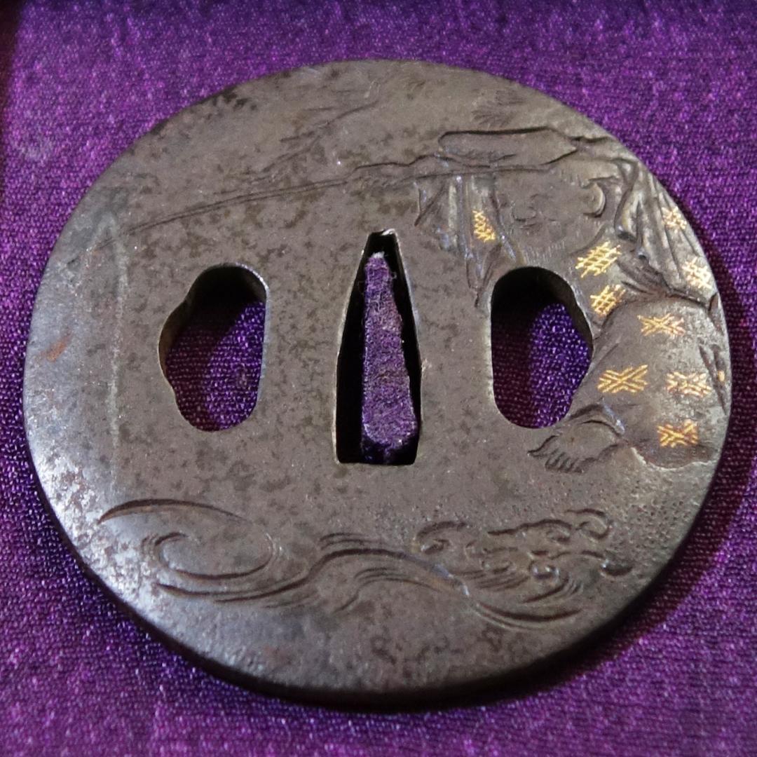 【太公望図鍔 片切彫】 鐔 鍔 刀装具 日本刀 武具 骨董 江戸 アンティーク