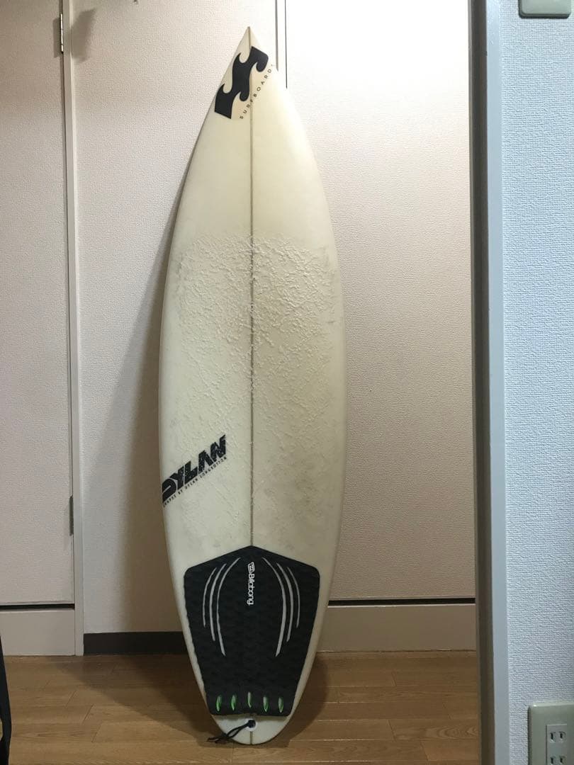 【フィン、パット付き】ビラボン　サーフボード5'11 ディランロングボトム