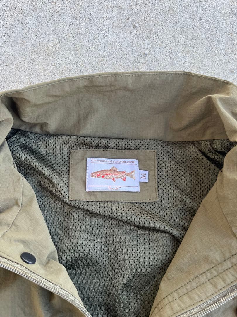 Brook Big Pocket Nylon Vest カーキ　Mサイズ