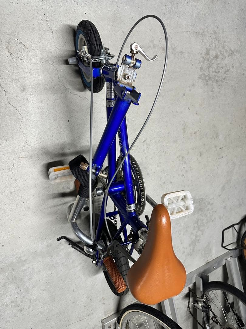 歩くよりはマシ！ E-Compact 折りたたみ 異径 自転車8&12インチ