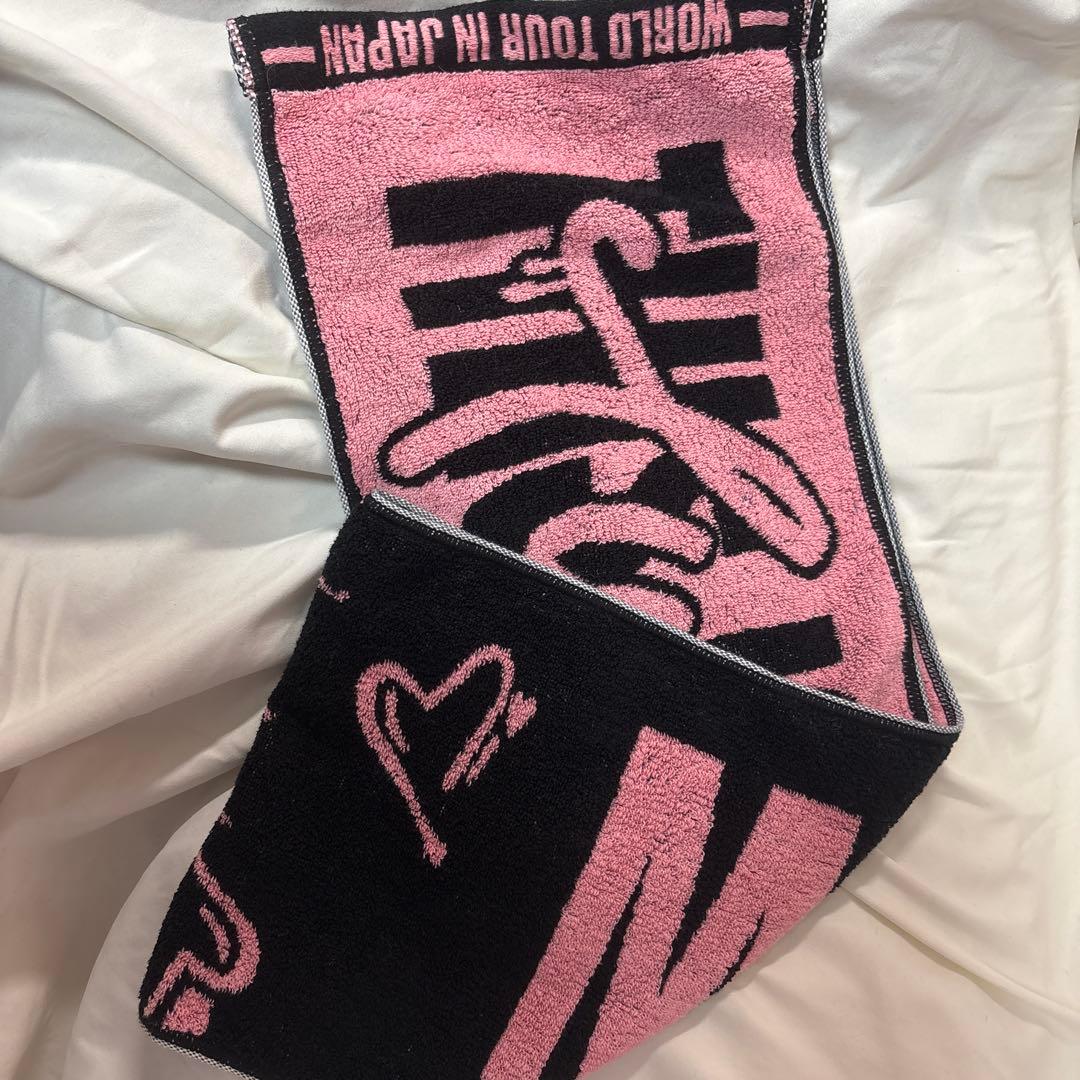 TWICEモモマフラータオル