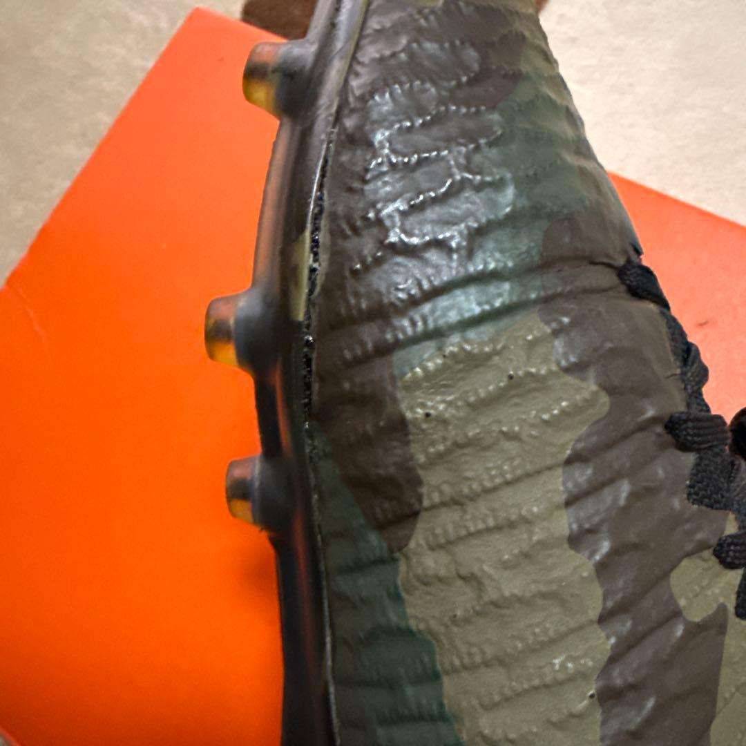 マジスタオブラ　fg 26.0cm