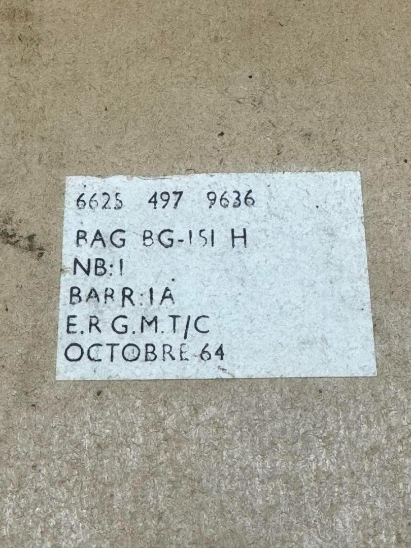 米軍 実物 地雷探知器用バッテリーバッグ