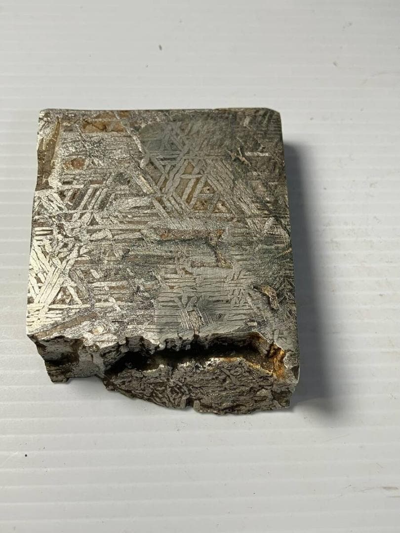 ※超特大レア アルタイ隕石 本物 423.7g 鉄隕石 原石 断片 破片