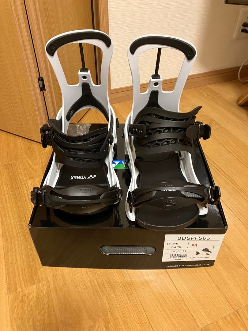 ヨネックス　SPINE BACK Mサイズ　25-26