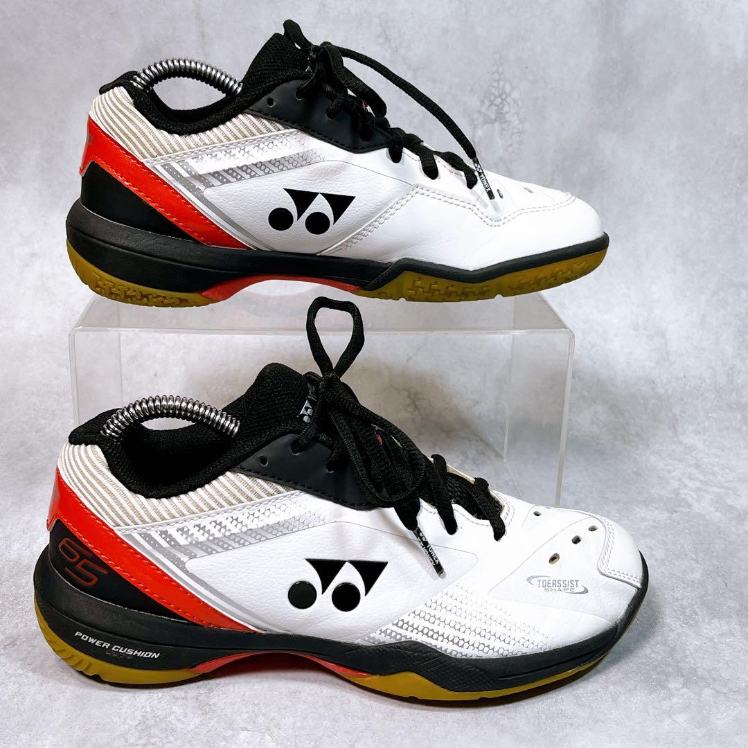 ☆美品☆【ヨネックス】65Z パワークッション (23) 桃田賢斗モデル 白　赤