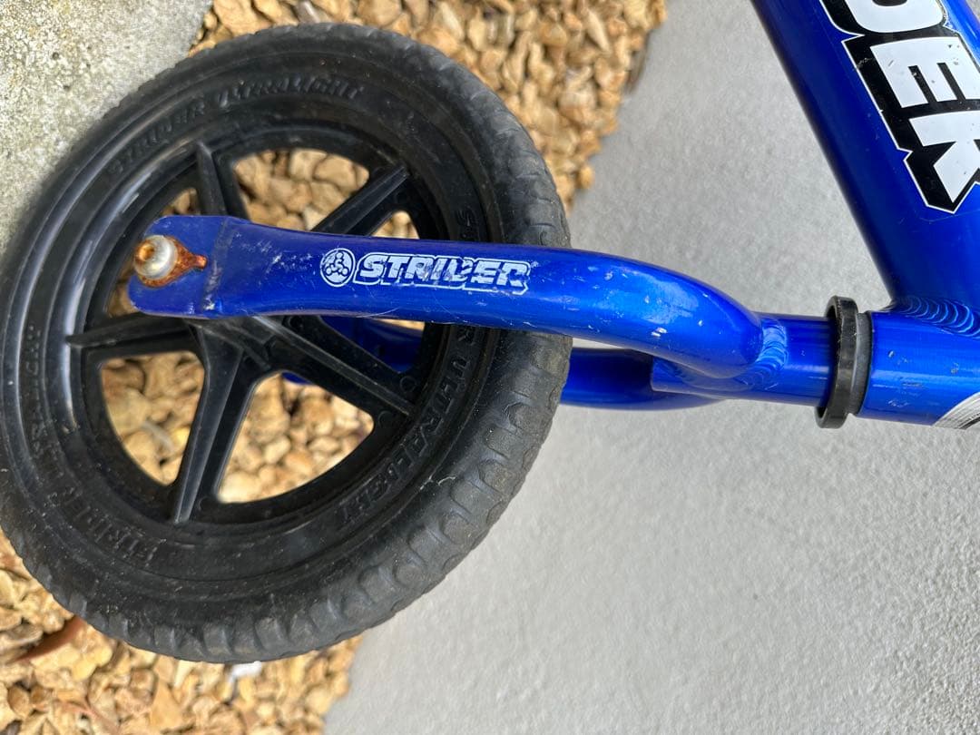 ストライダー プロ STRIDER ウルトラブルー(限定カラー)