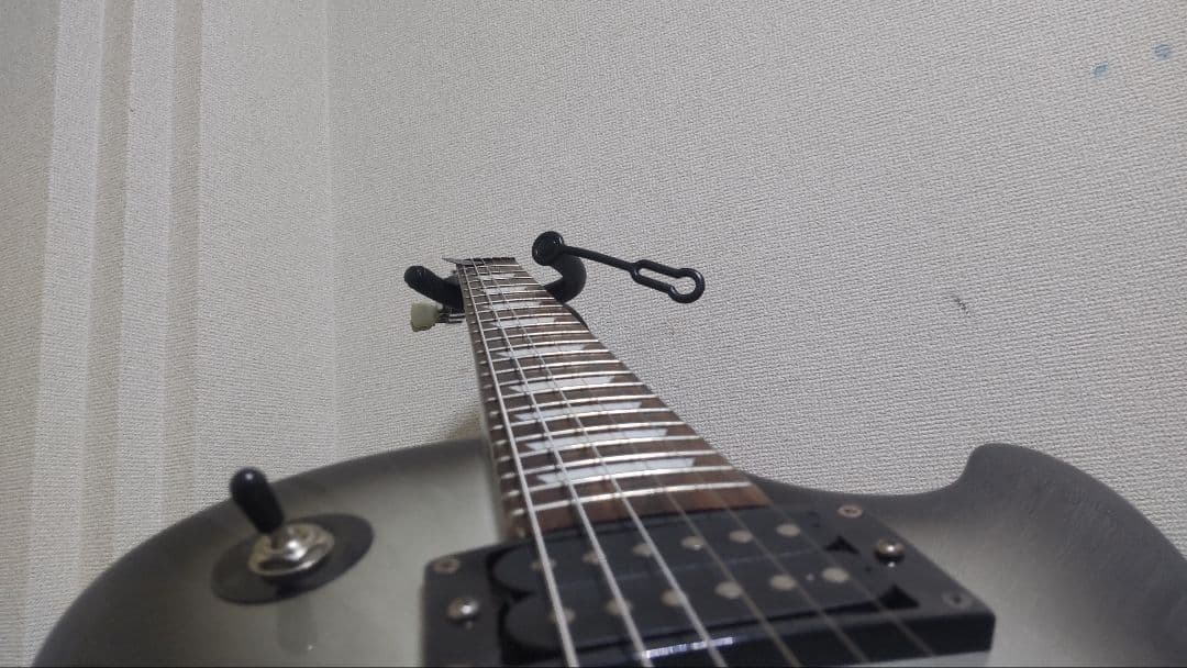 チューナー付き!!レスポールタイプ♪