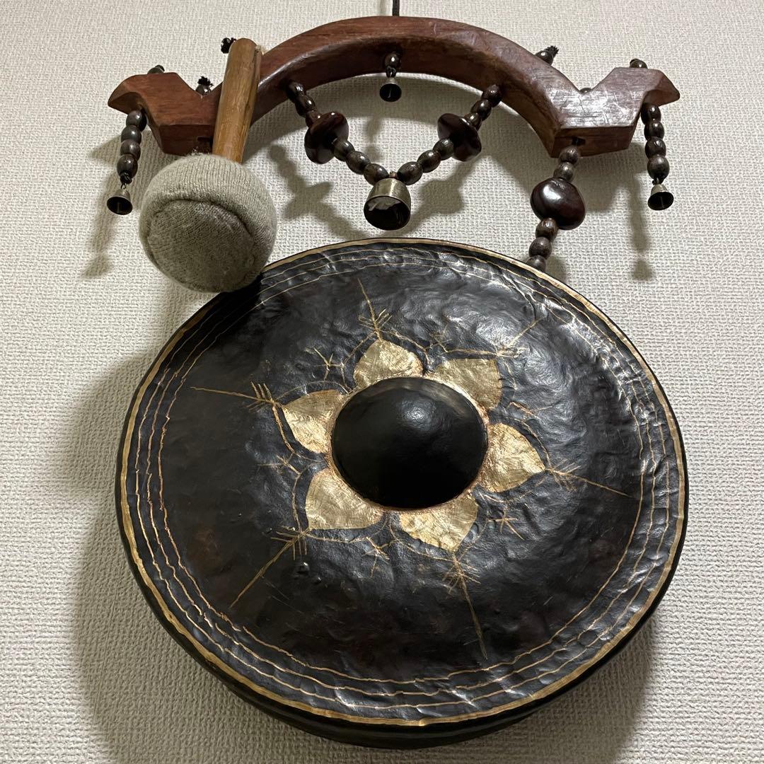 タイ ゴング　直径36cm 重量3 kg / 音程F-3 (マレット付属)