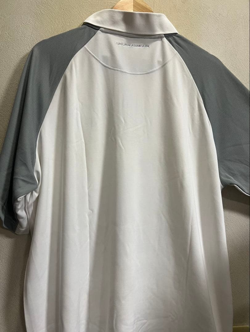 【大きいサイズ】 UNDER ARMOUR ホワイト ポロシャツ（半袖）