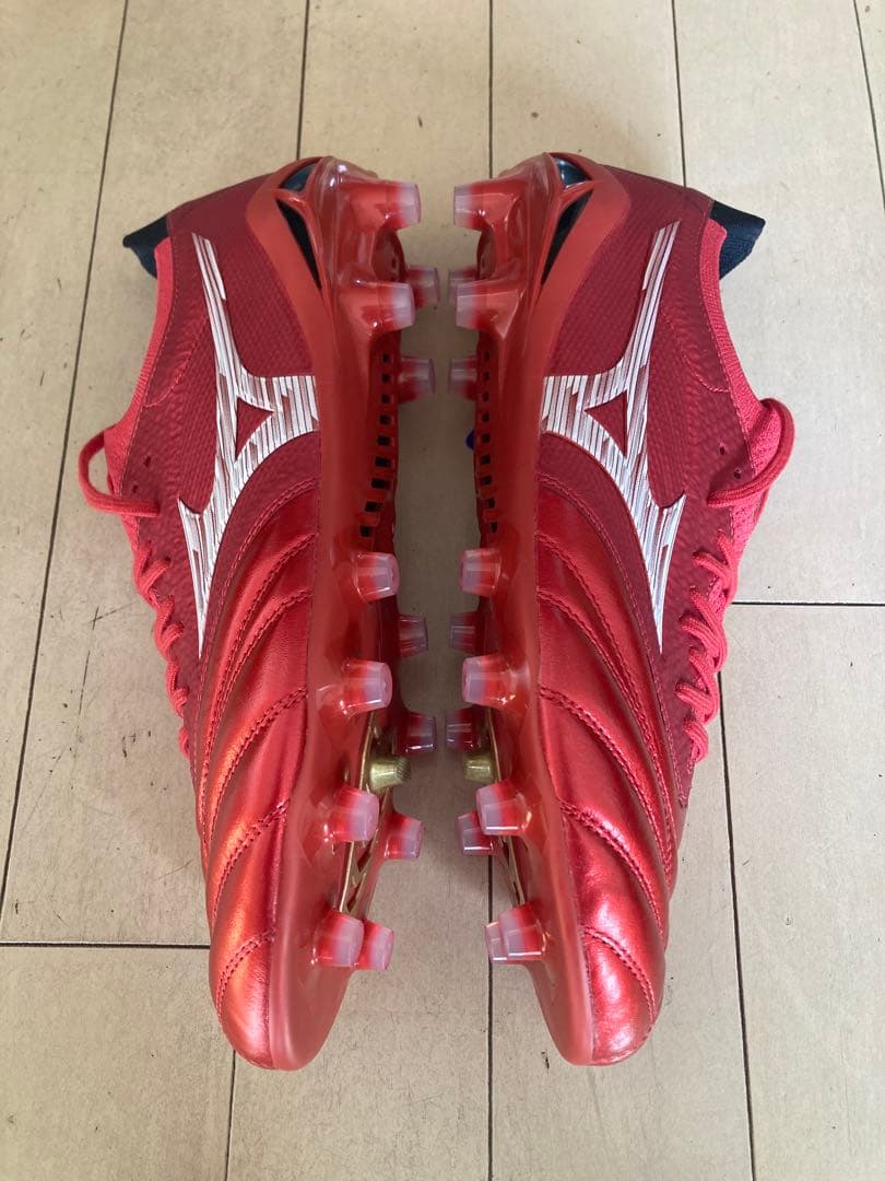 モレリアネオ4βジャパン　赤　26.5㎝ 新品。