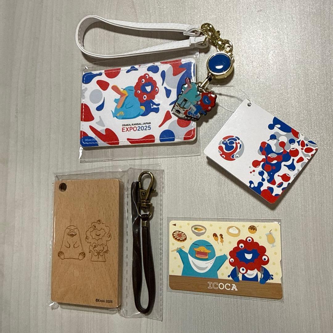 【新品】万博限定　ICOCA＋合皮パスケース　＋木製パスケースの３点セット