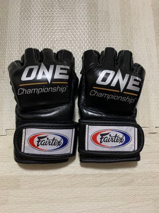 最終値下げone championship 公式オープンフィンガーグローブ