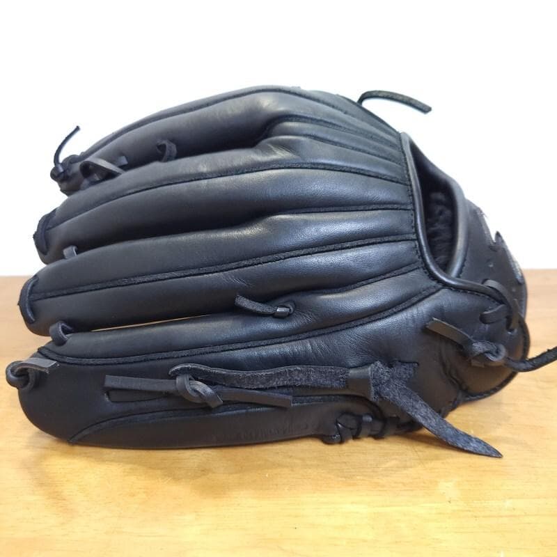 ミズノ イチローモデル 限定 グローバル版 プラチナラベル 美品 軟式グローブ