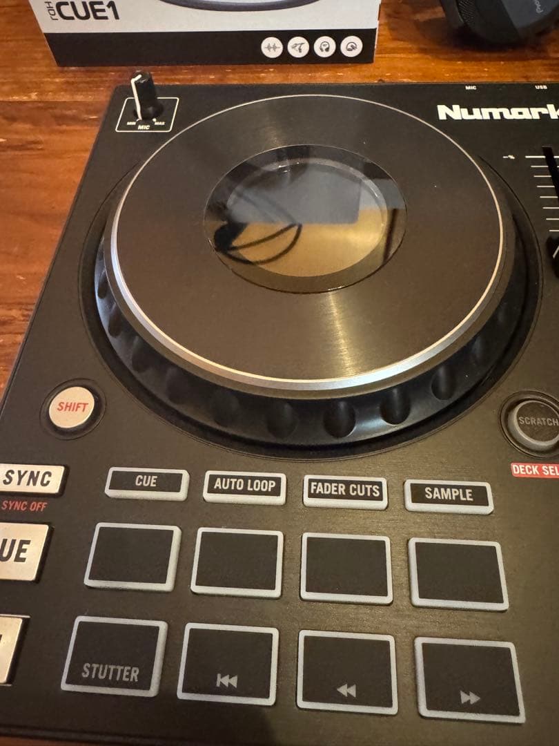 Numark Mixtrack Platinum FX ＋ HDJ-CUE1