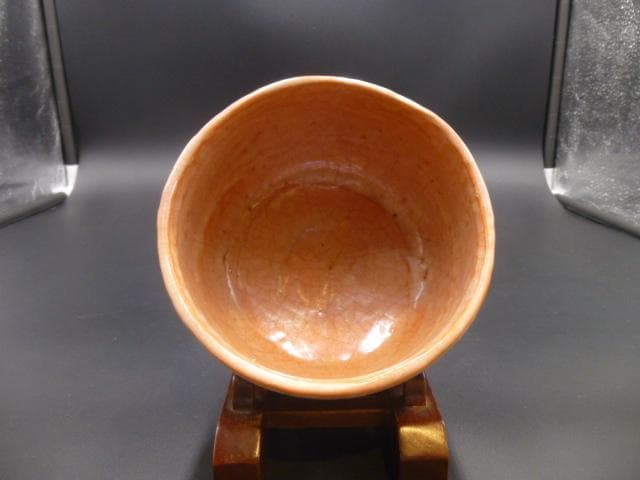 楽吉左衛門　九代　了入　赤茶碗／共箱／銘「氷鶴」／裏千家十五代　鵬雲斎極め箱