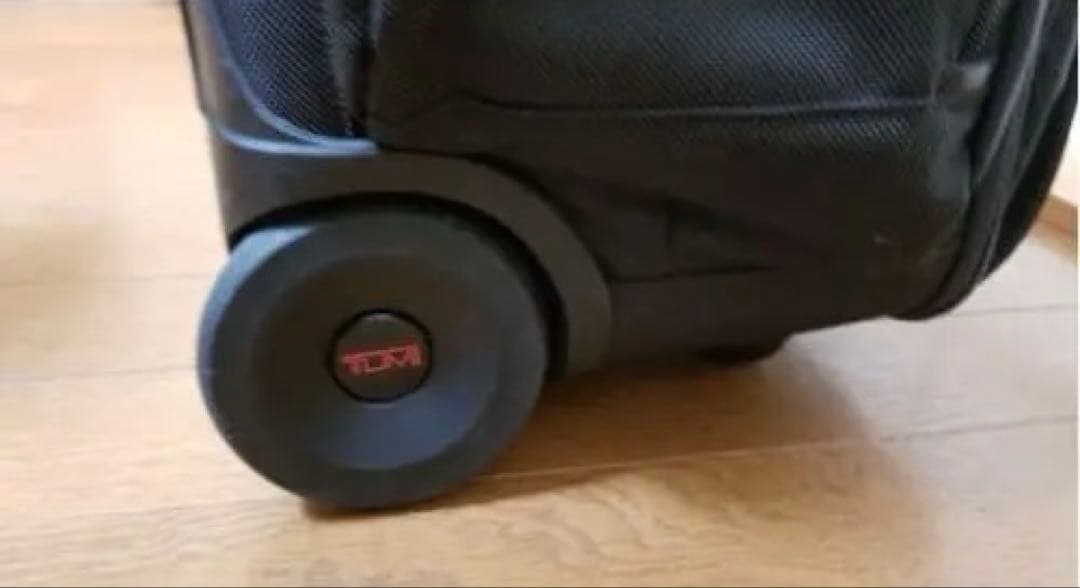 キャスター付き ブラック ビジネスバッグ