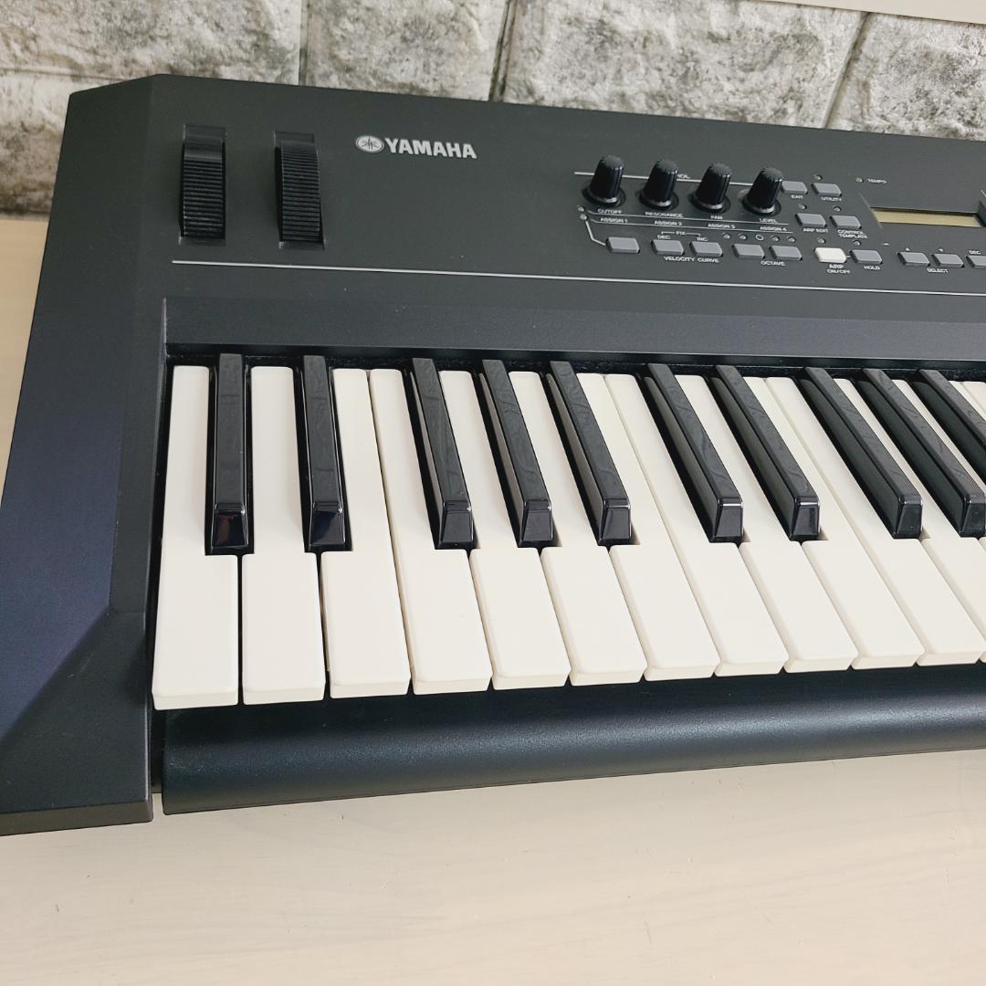 YAMAHA ヤマハ KX61 MIDIキーボード 61鍵