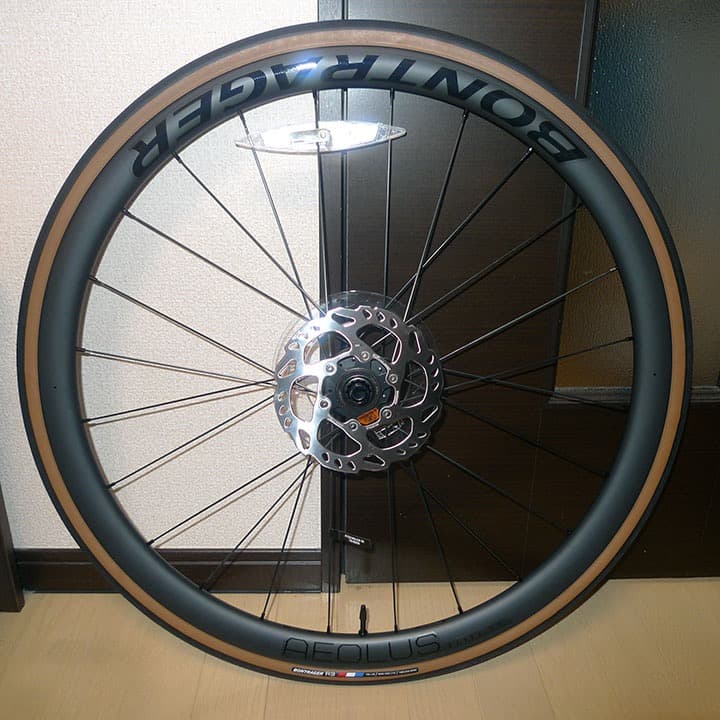 ボントレガー Aeolus Elite 35 TLR ホイール 【リヤ】