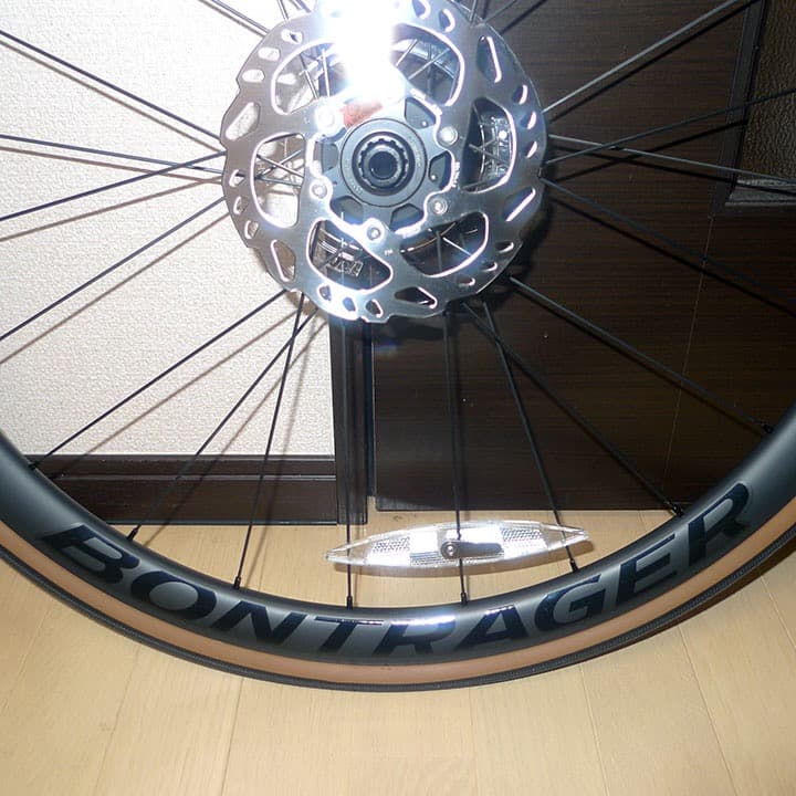 ボントレガー Aeolus Elite 35 TLR ホイール 【リヤ】