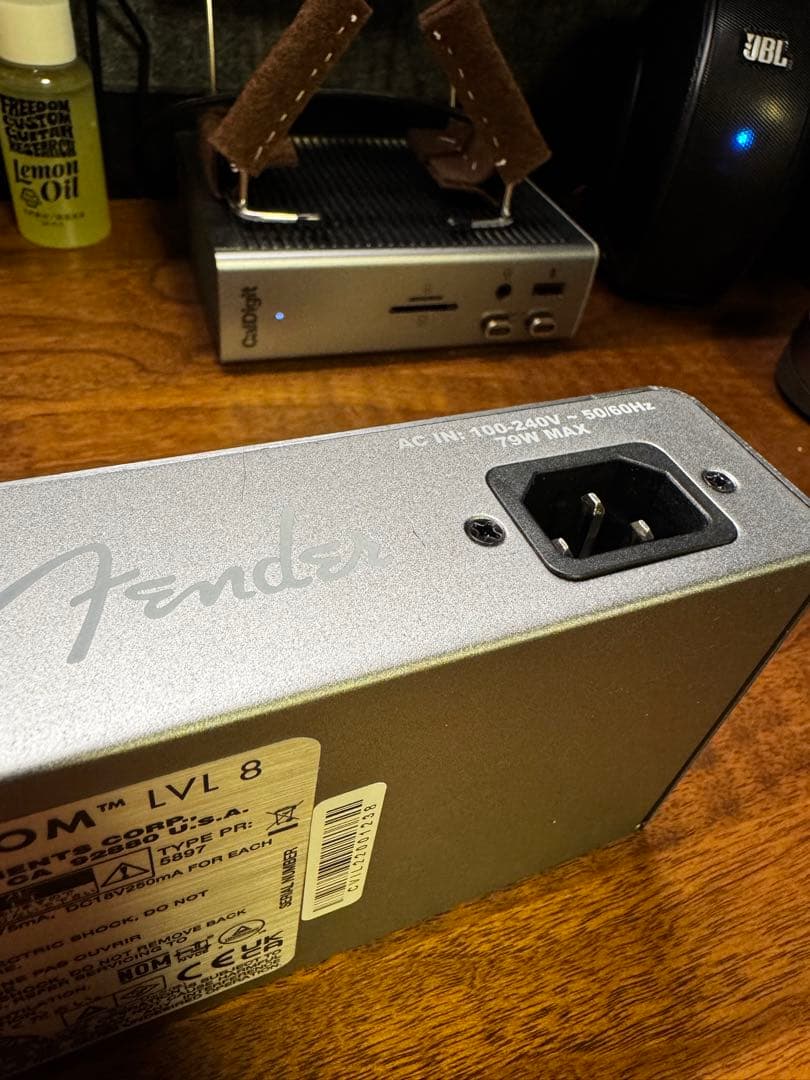 ギター Fender ENGINE ROOM LVL 8