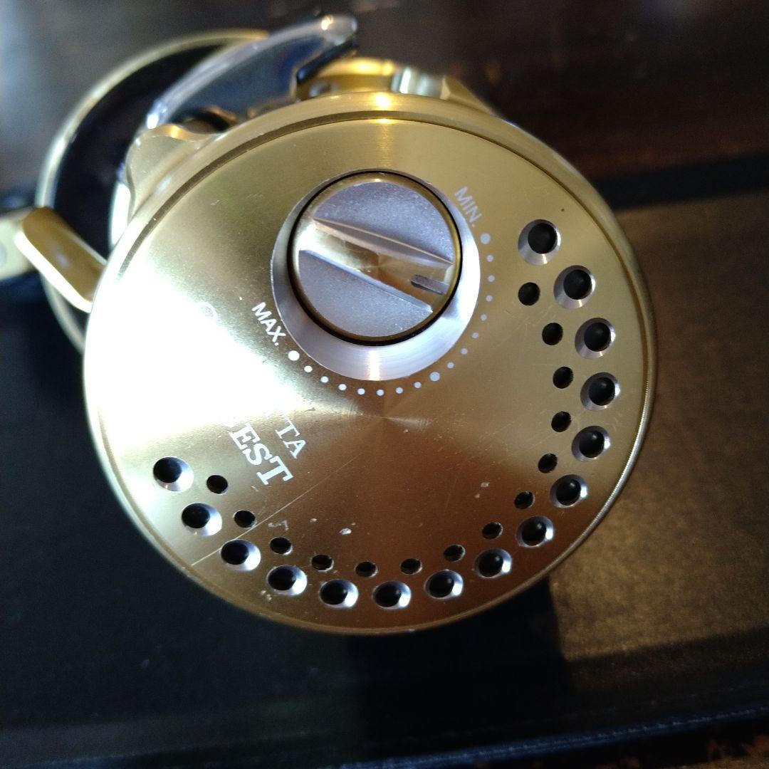 最終値下げ シマノ15カルカッタコンクエスト200HG ギア新品