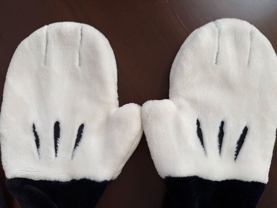 ミニーマウス ファンキャップマフラー耳付きフリース帽子 手袋付き