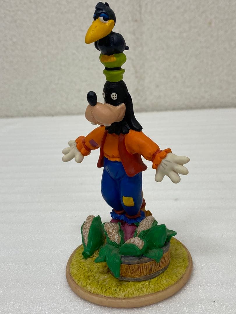3-2783 レア グーフィー かかし フィギュア トゥーンタウン　Disney
