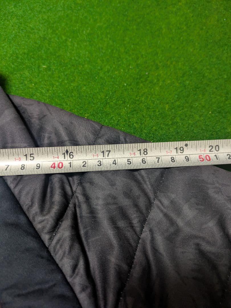 TravisMatthew　トラビスマシュー　ダウンジャケット　Lサイズ