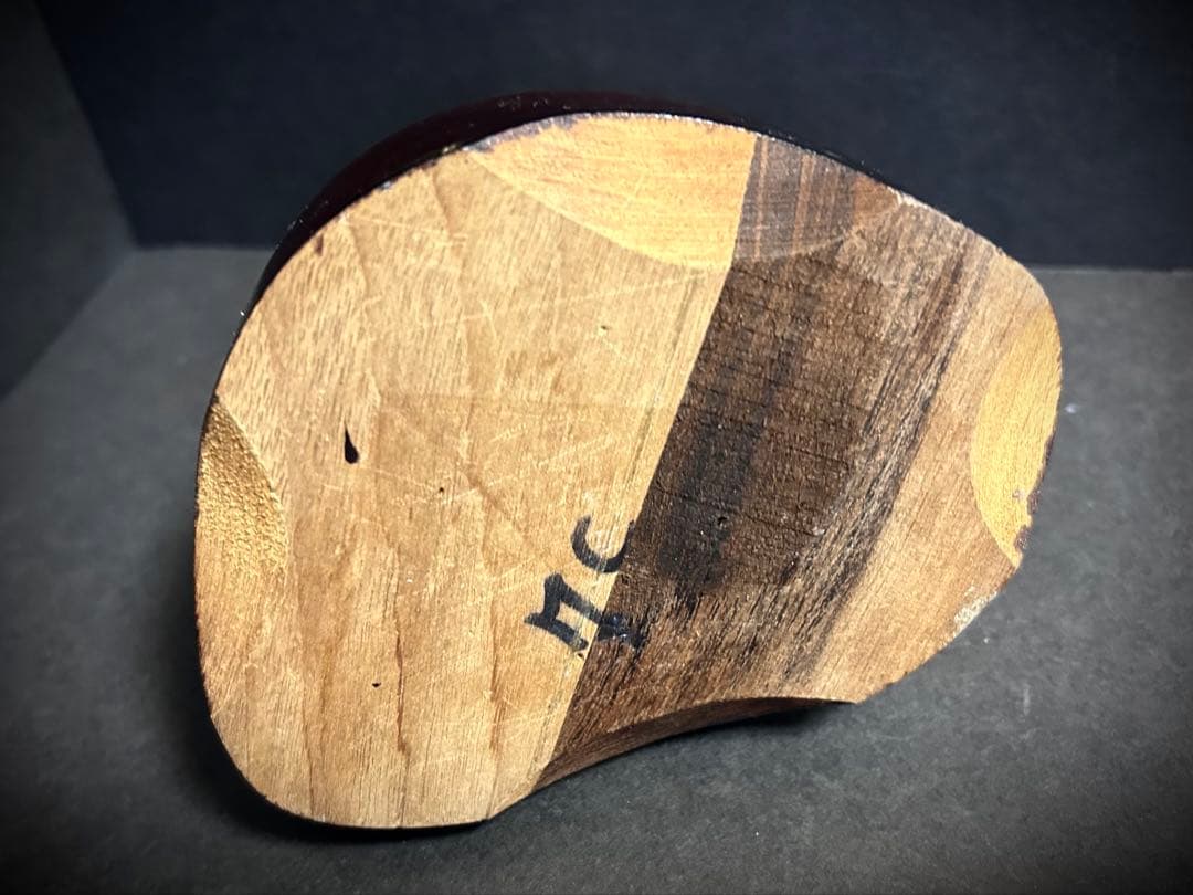 一点物 ファントムアメジストクラスター（紫水晶） 台座付き