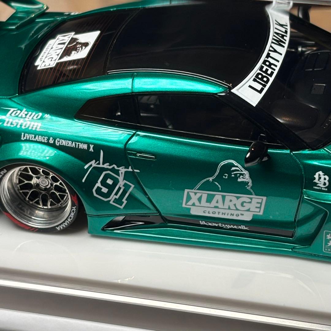 Make Up 1/43 LBWK × XLARGE NISSAN 35GT