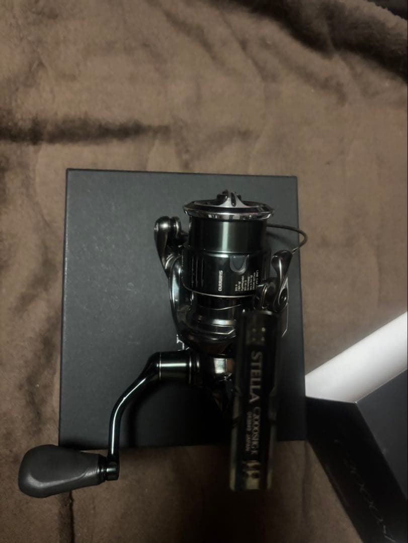 シマノ　22STELLA シマノ　ステラ　2000SHG （ケースなし）