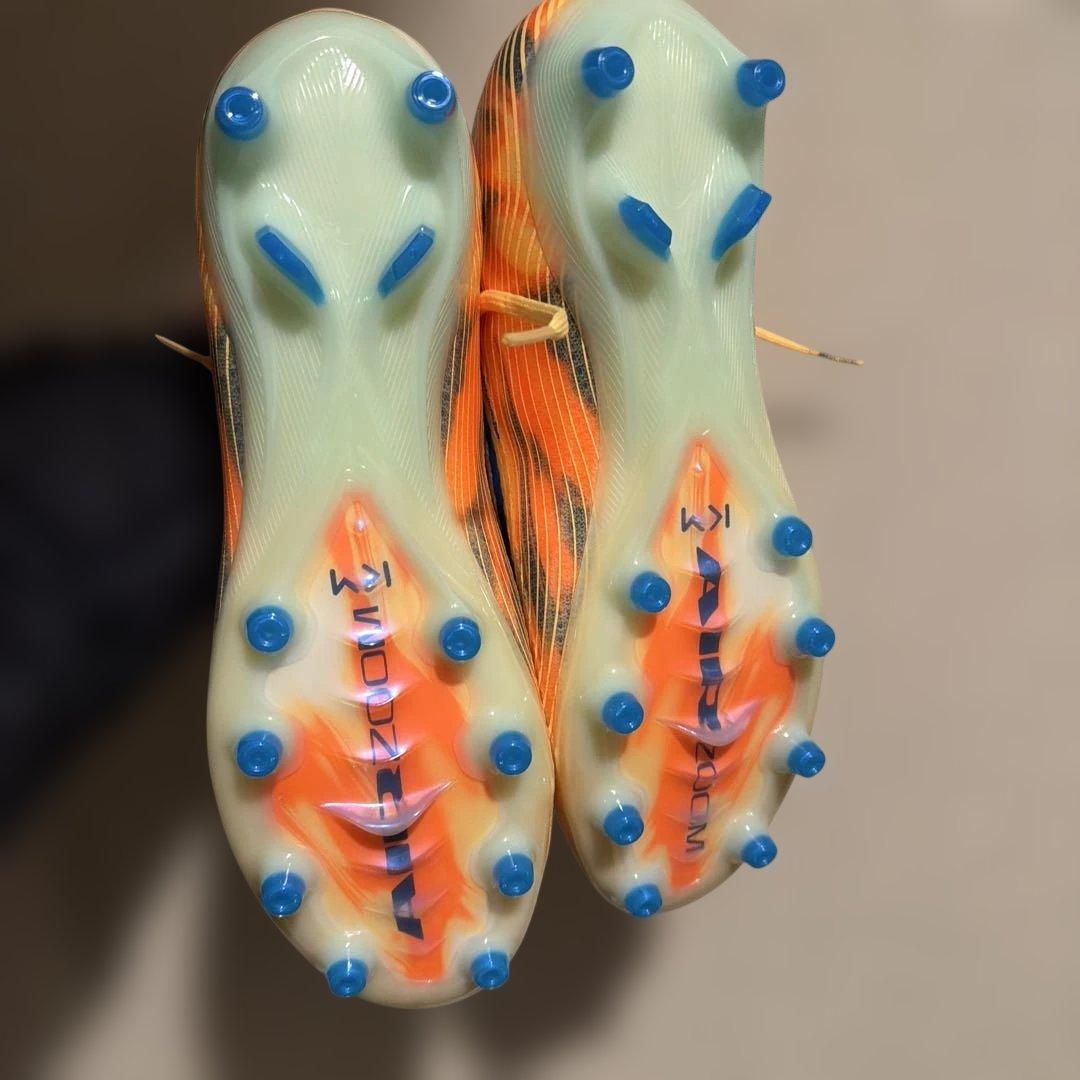 ナイキ　マーキュリアルkm 25.5cm