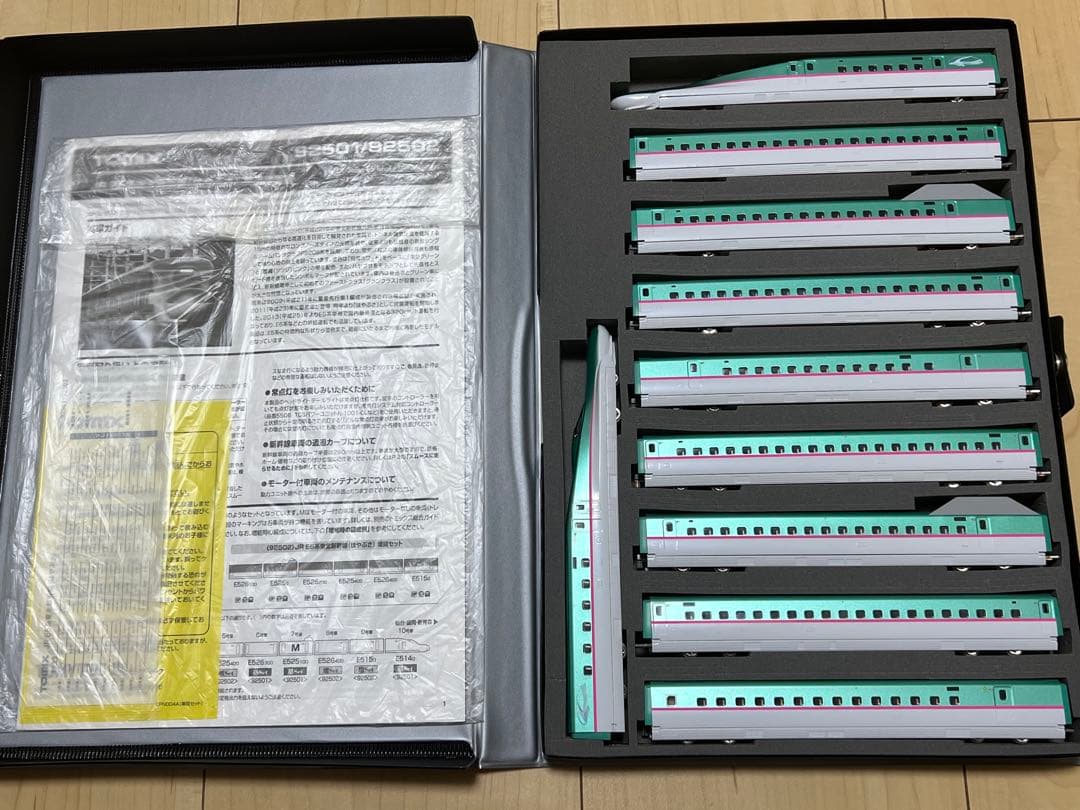 tomix 92501/92502 E5系新幹線「はやぶさ」10両セット