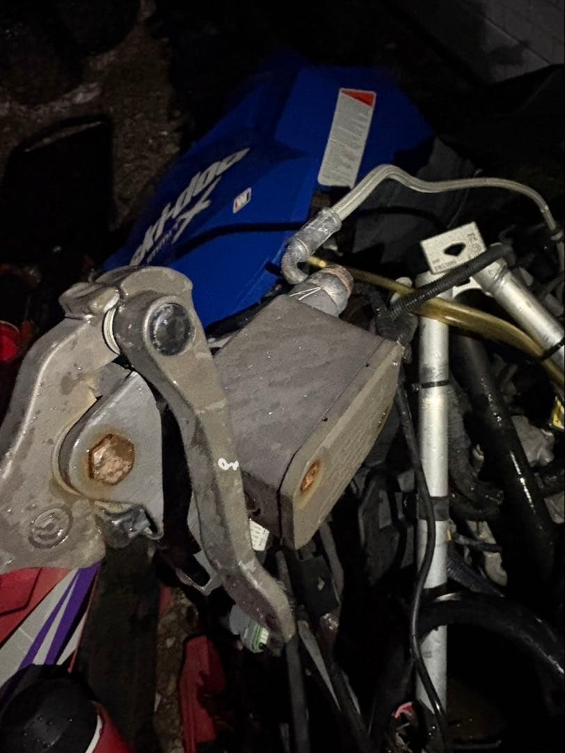 スノーモービル　skidoo